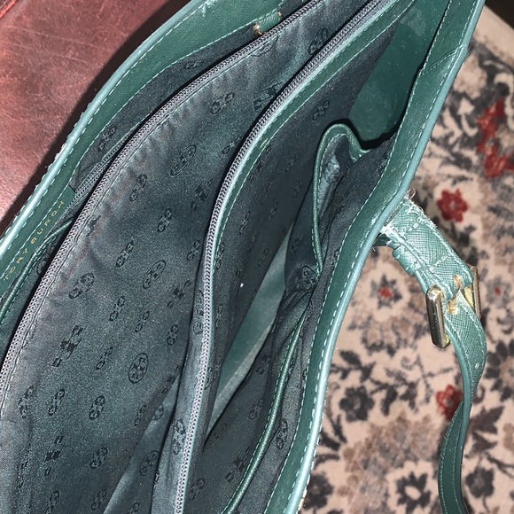 SALE🥳Auth Tory Burch Large Bag😁😁 - Picture 4 of 9